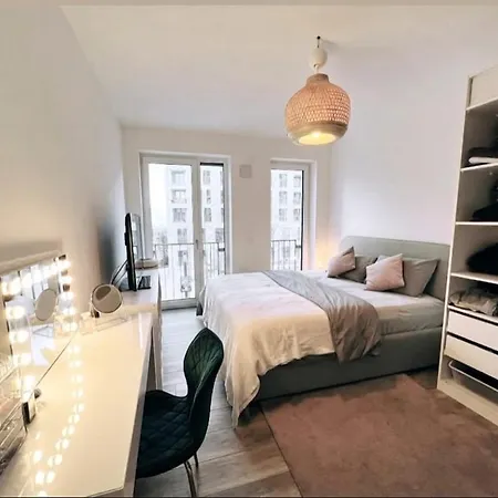 Luxurious High Rise Haven At Henninger Turm * Frankfurt am Main
