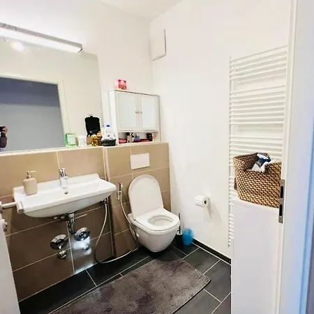 Luxurious High Rise Haven At Henninger Turm